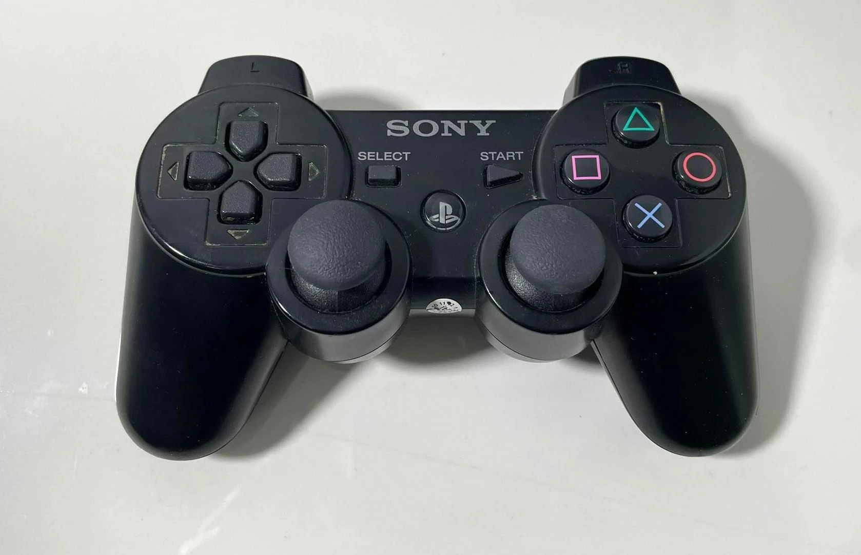 konsola-ps3-slim-cech-3004a-kod-producenta-cech-3004a