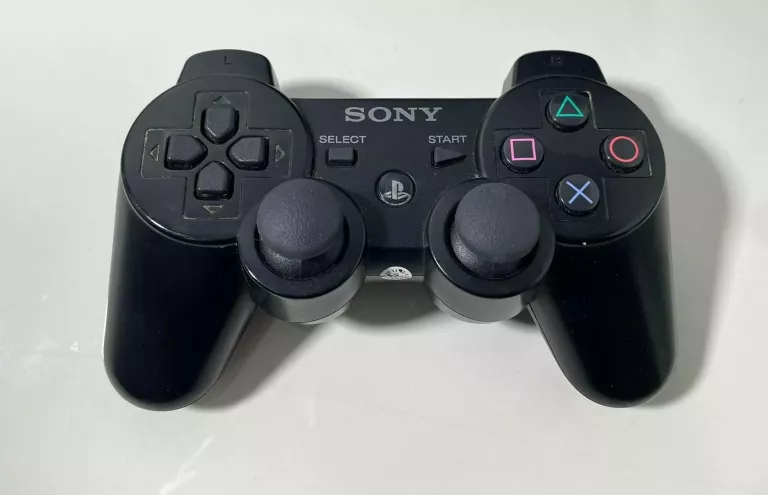 konsola-ps3-slim-cech-3004a-kod-producenta-cech-3004a