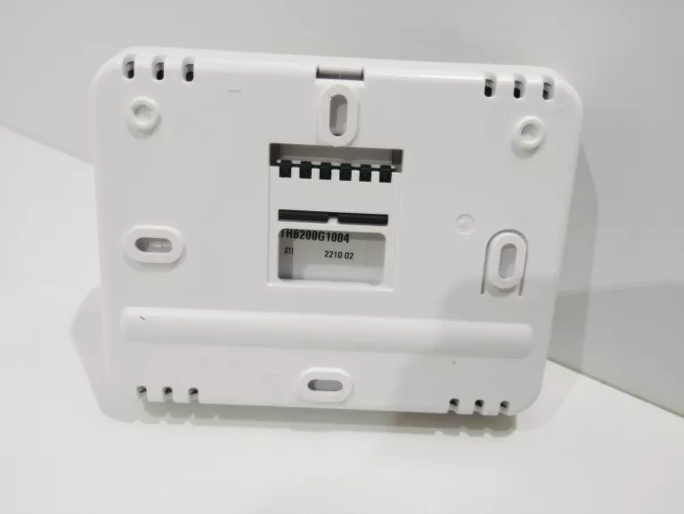 STEROWNIK HONEYWELL TH8200G1004