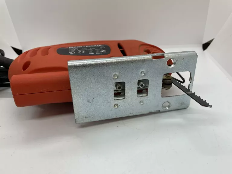 WYRZYNARKA BLACK DECKER CD301 370W