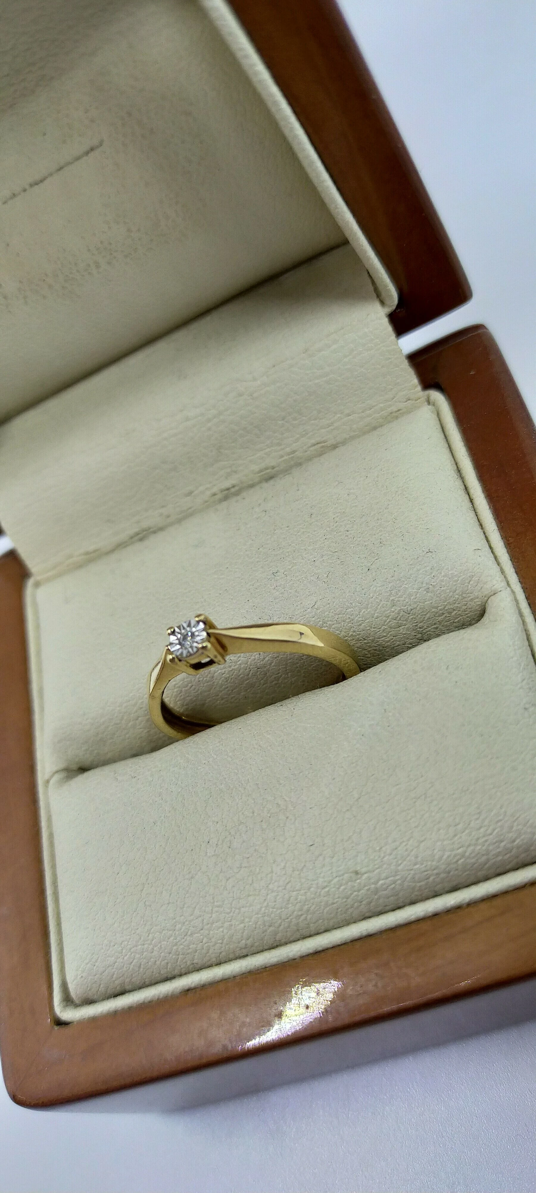 wyrob-jubilerski-pierscionek-585-200514012-certyfikat-marka-inna-marka