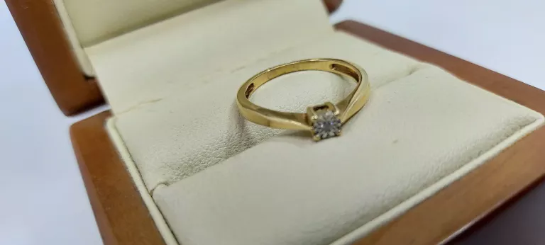 wyrob-jubilerski-pierscionek-585-200514012-certyfikat-stan-uzywany