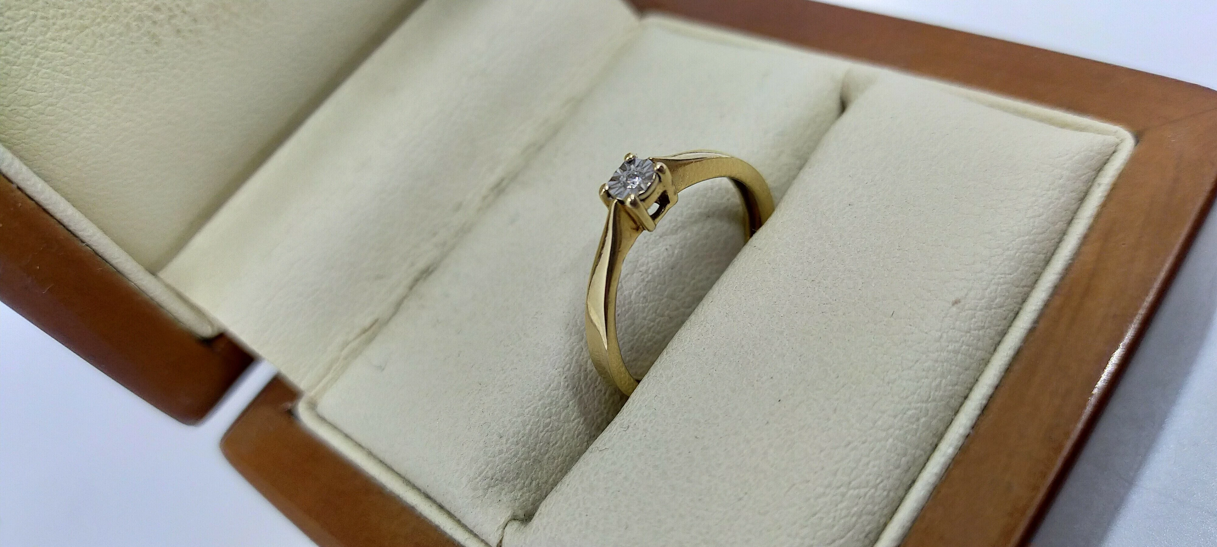 wyrob-jubilerski-pierscionek-585-200514012-certyfikat-armii-krajowej-26-walbrzych-sj