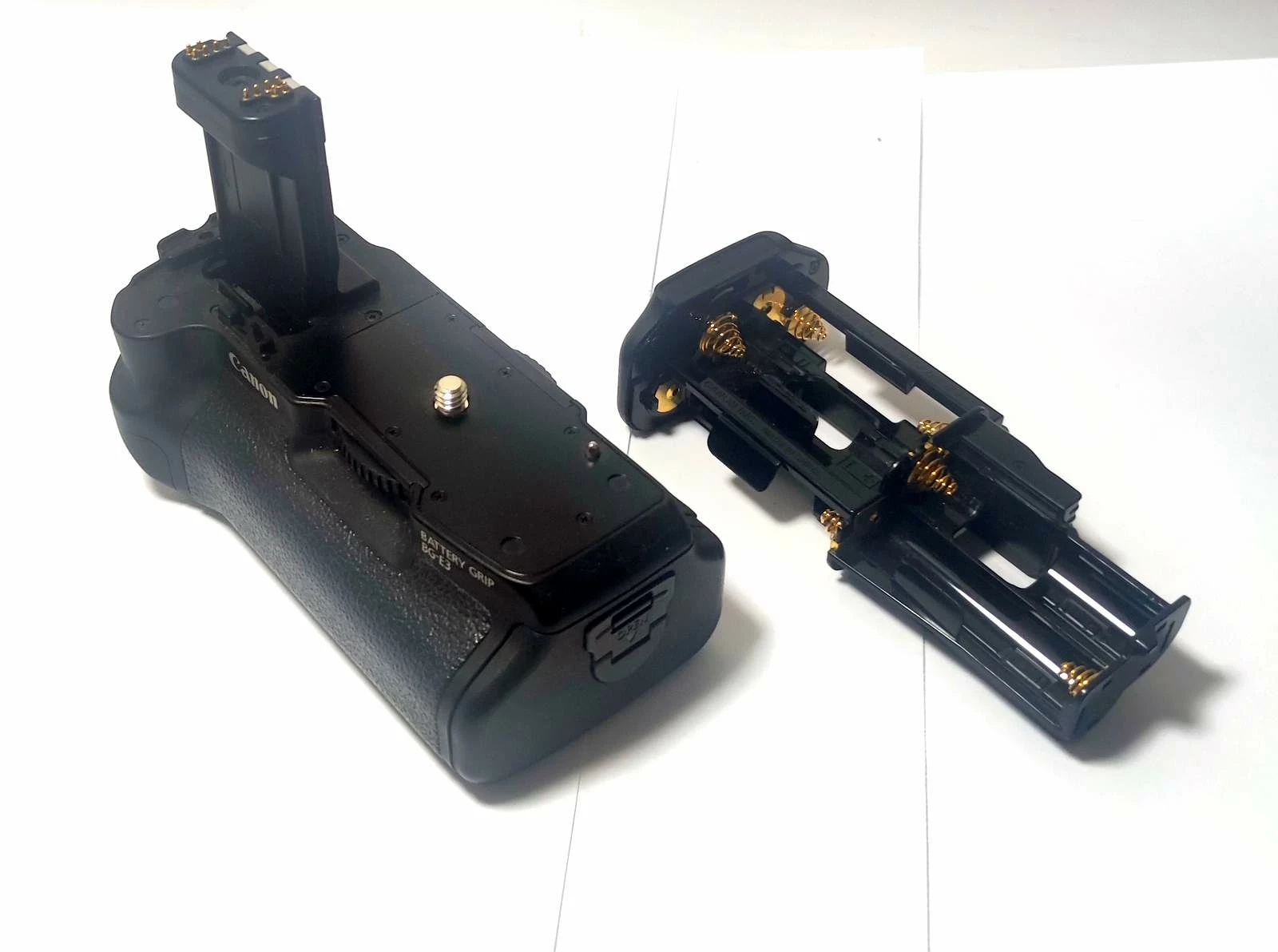 aparat-canon-ds126071-model-350d