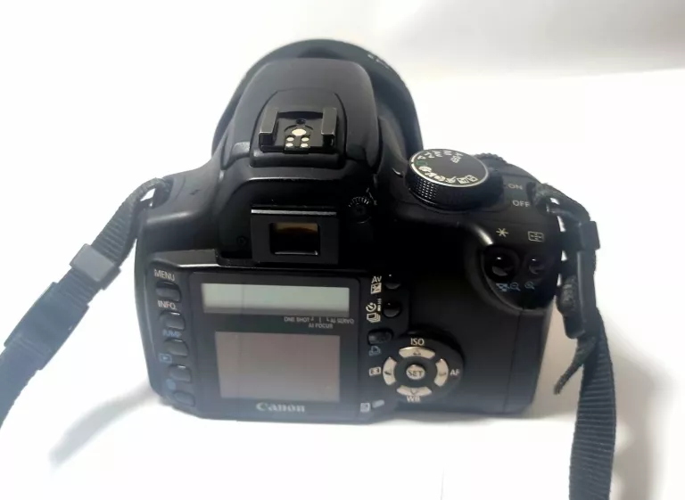 aparat-canon-ds126071-w-zestawie-korpus-obiektyw