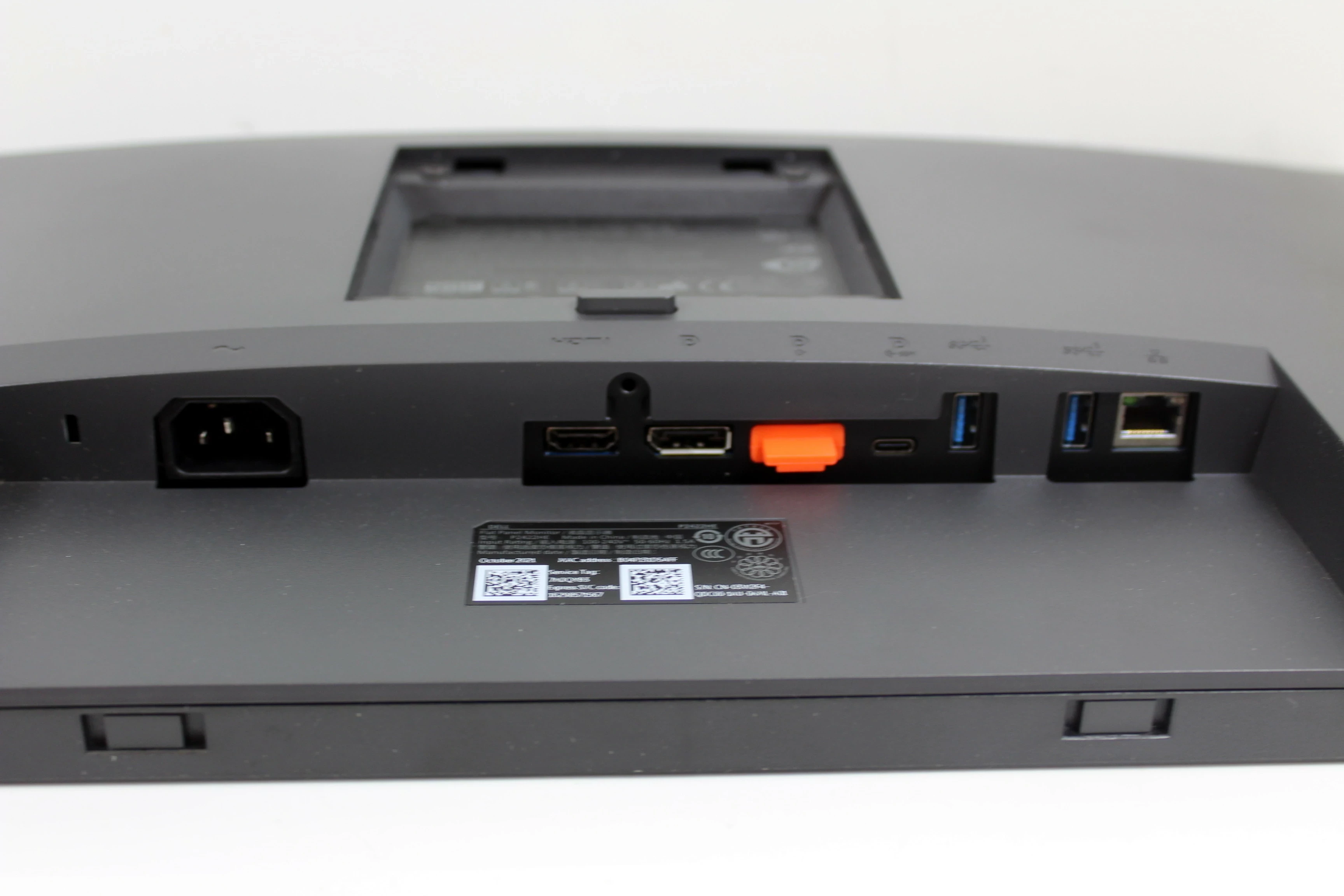 monitor-dell-p2422he-idealny-typ-matrycy-ips-pls