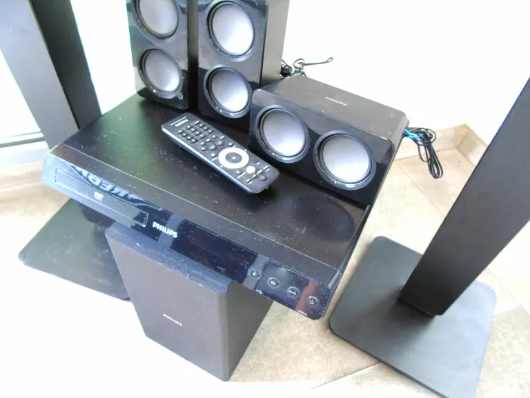 kino-domowe-philips-htd354012-liczba-kolumn-w-zestawie-6