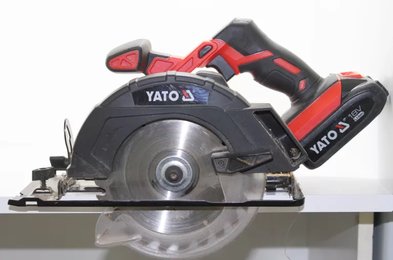 PILARKA TARCZOWA 18 V 165 MM YATO YT-82811