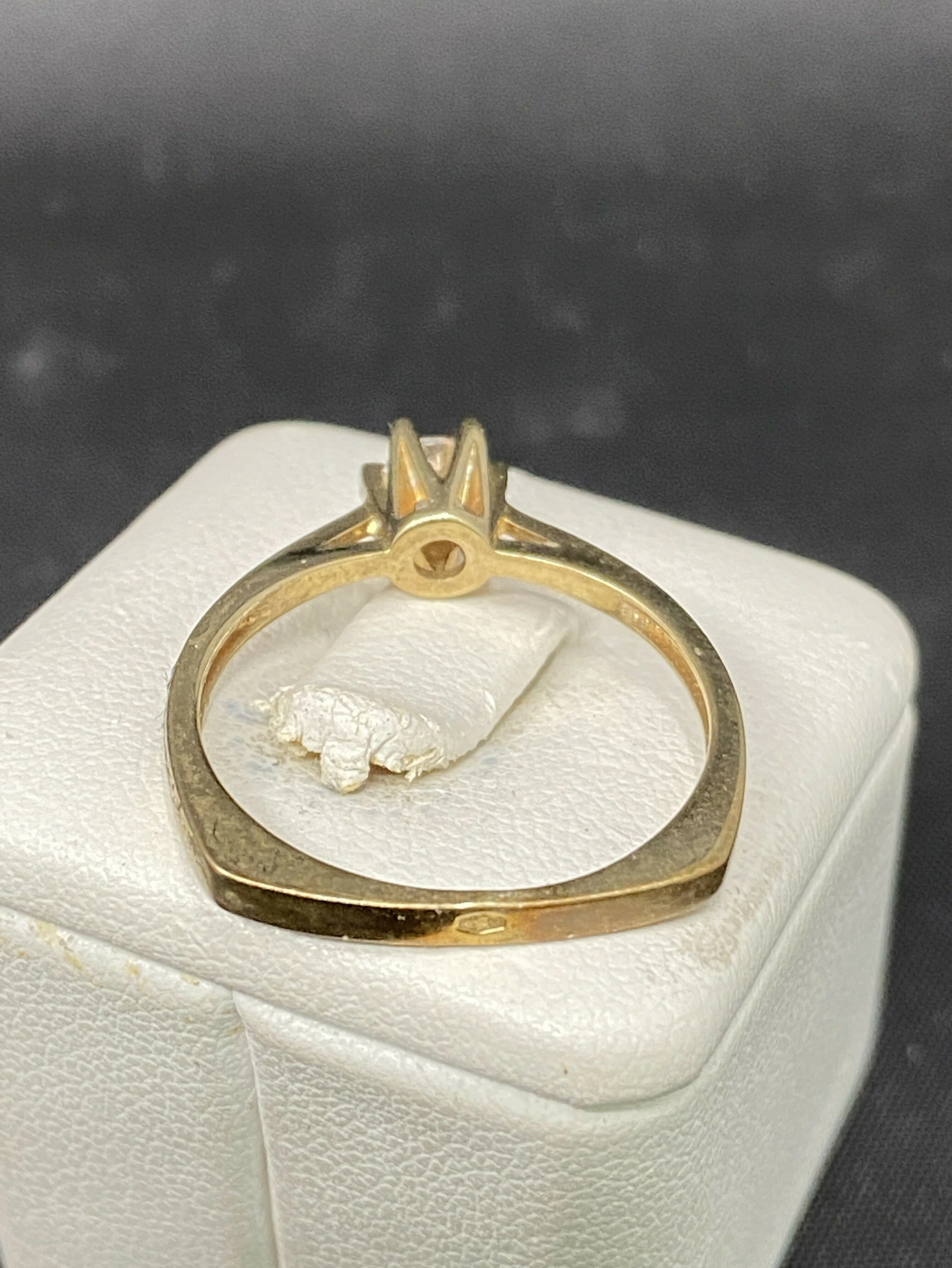 pierscionek-proba-333-waga-216g-rozmiar-15-marka-inna-marka