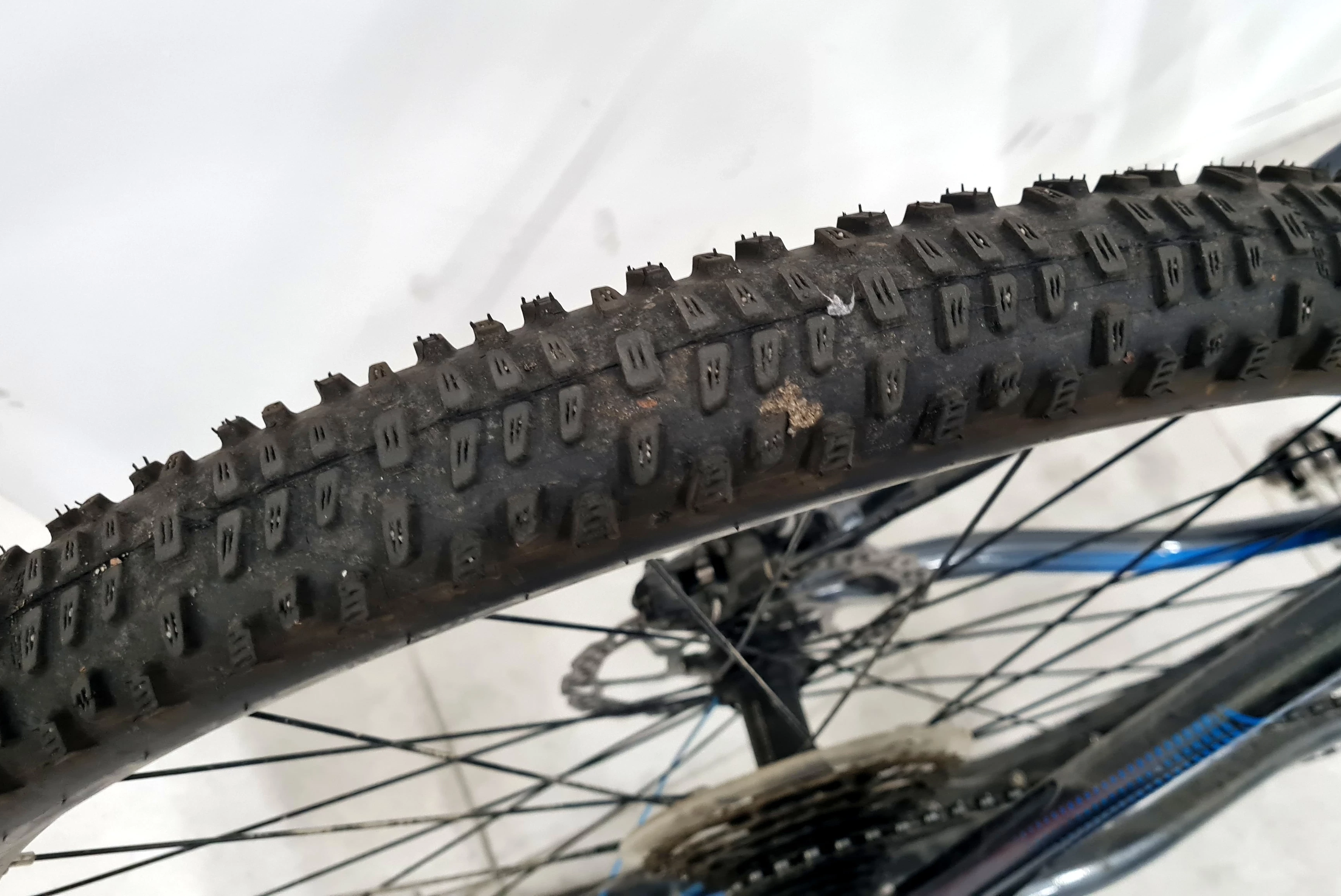 rower-centurion-backfire-pro-600-29-58cm-fv-rozmiar-kola-29