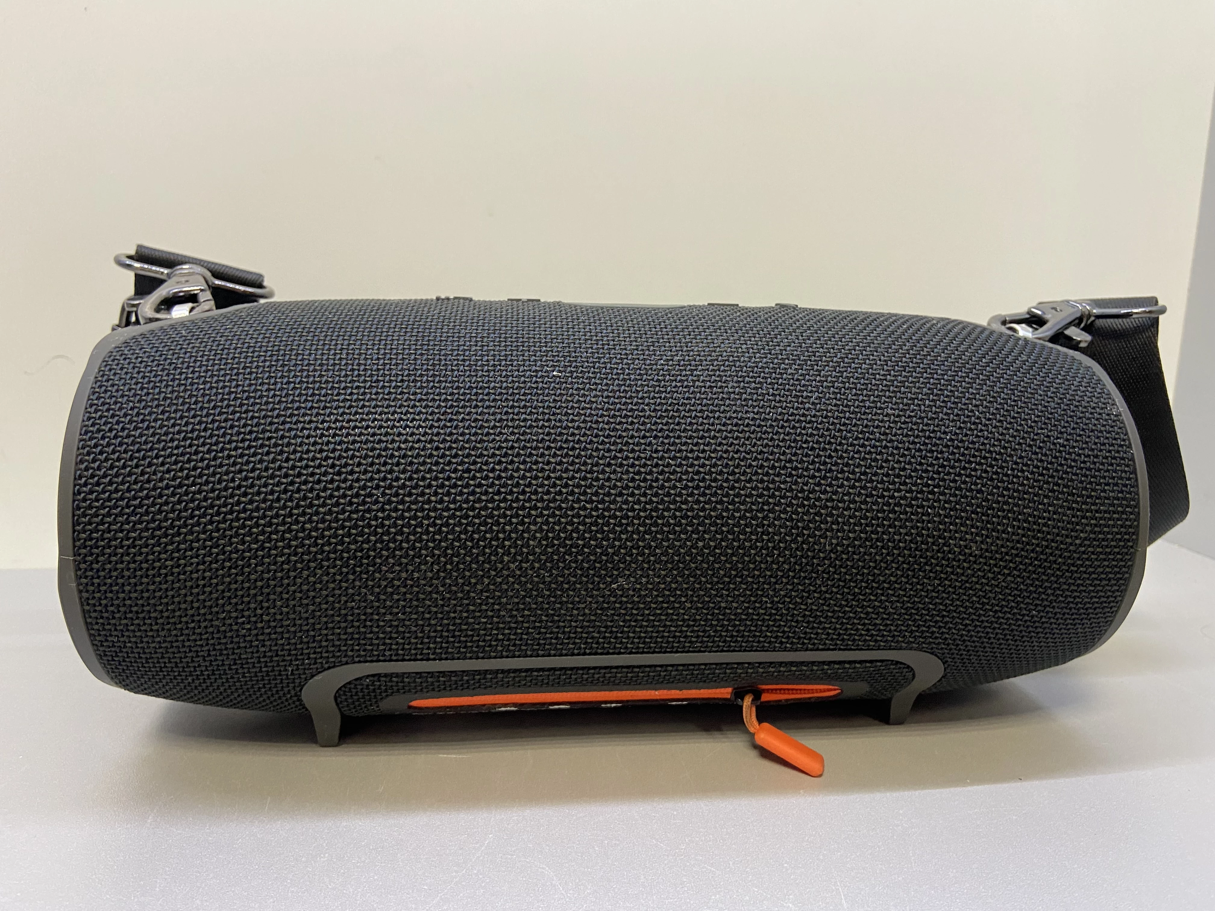 glosnik-jbl-xtreme-marka-jbl