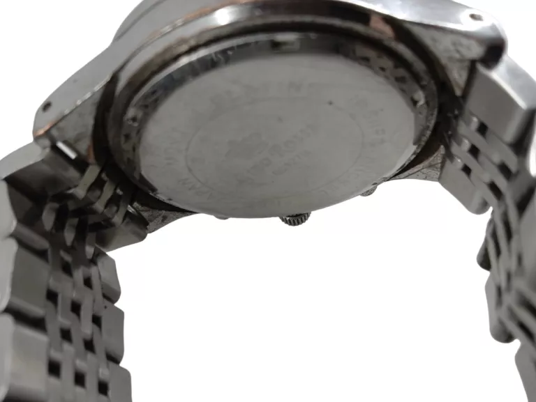 zegarek-zbite-szkielko-ksztalt-koperty-129223-2