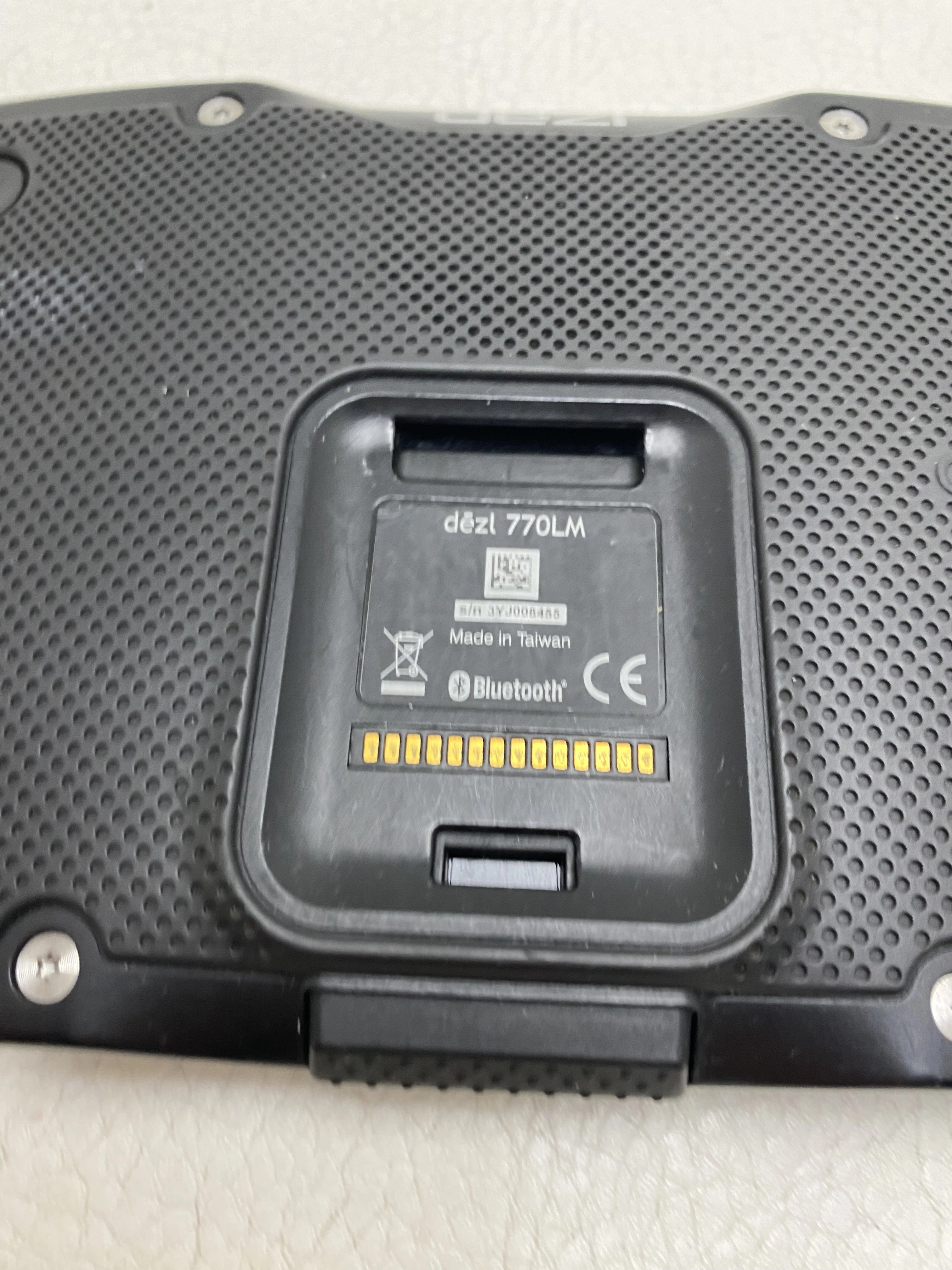 nawigacja-garmin-dezl-770-lmt-d-7-mapy-w-zestawie-europa