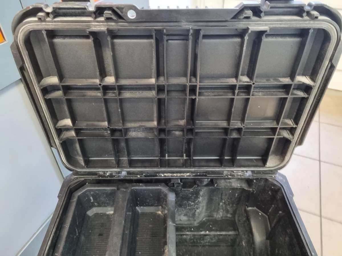 narzedziowa-skrzynka-na-kolkach-milwaukee-4932464-rodzaj-skrzynka-na-kolkach