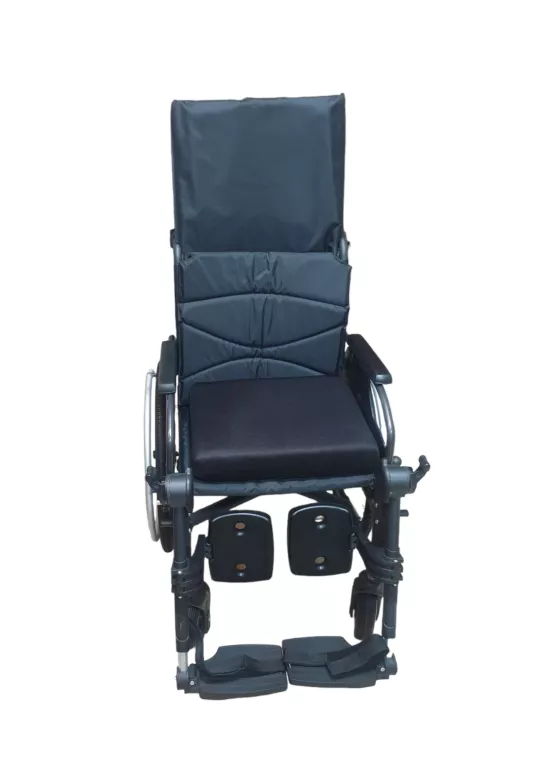 wozek-inwalidzki-vermeiren-d-200-30-stabilizacja-kolor-tapicerki-czarny