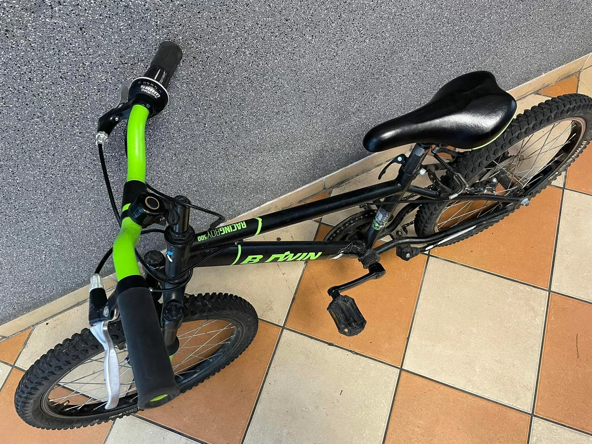 rower-btwin-20-racingboy-500-stan-uzywany