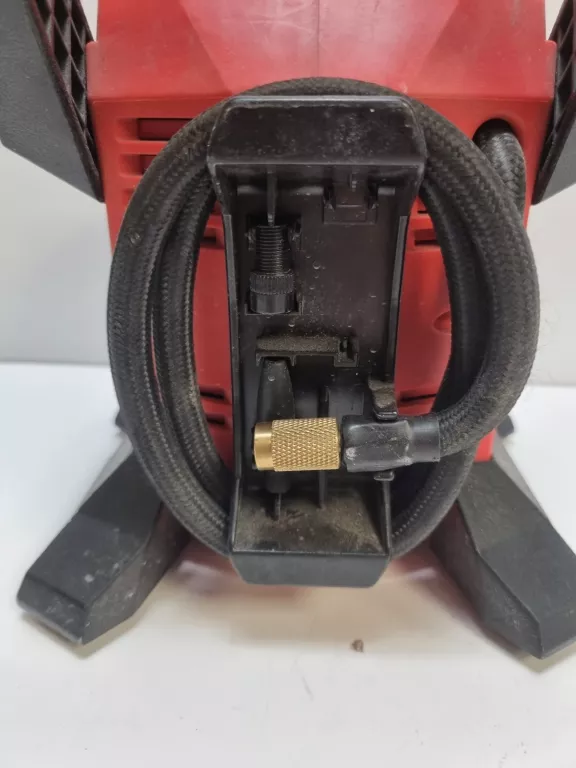 kompresor-akumulatorowy-milwaukee-m12-bi-12v-cisnienie-maksymalne-827