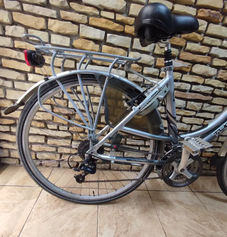 ROWER THOMPSON ADVENTURE 28"