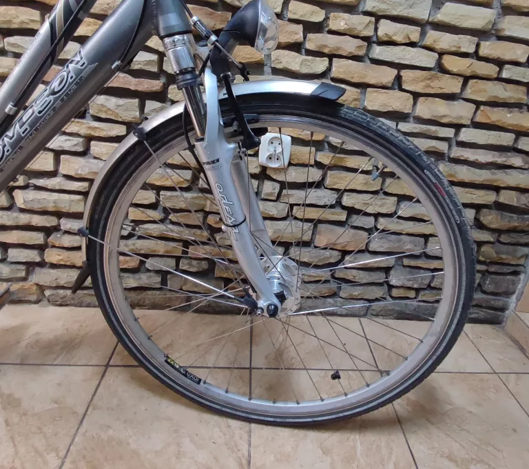ROWER THOMPSON ADVENTURE 28"