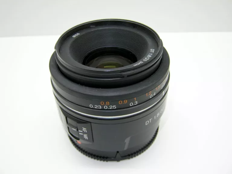 OBIEKTYW SONY SAL35F18 DT 35 MM F1.8 SAM BDB STAN