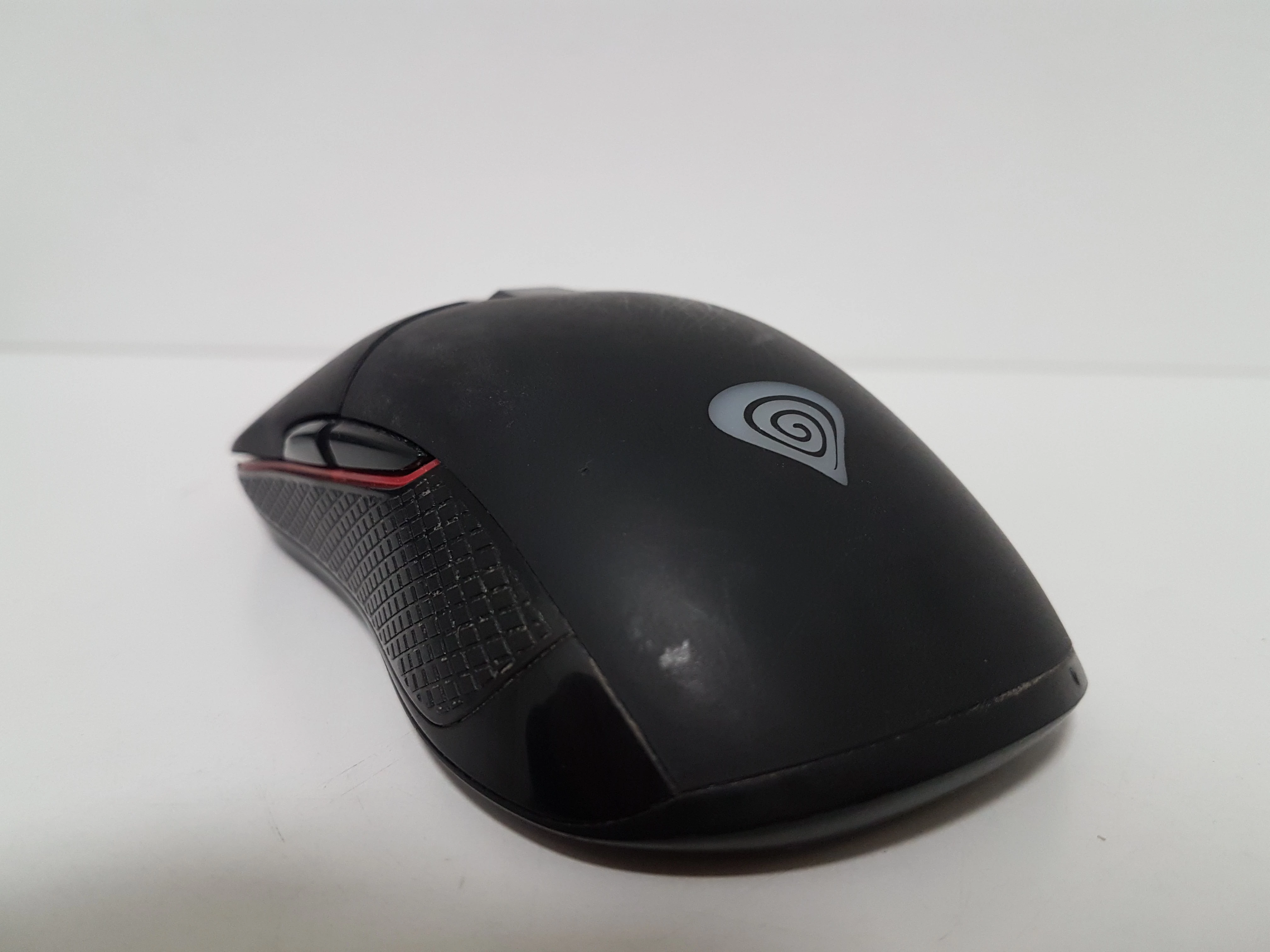 myszka-genesis-zircon-330-uszkodzona-interfejs-usb-radio-24-ghz