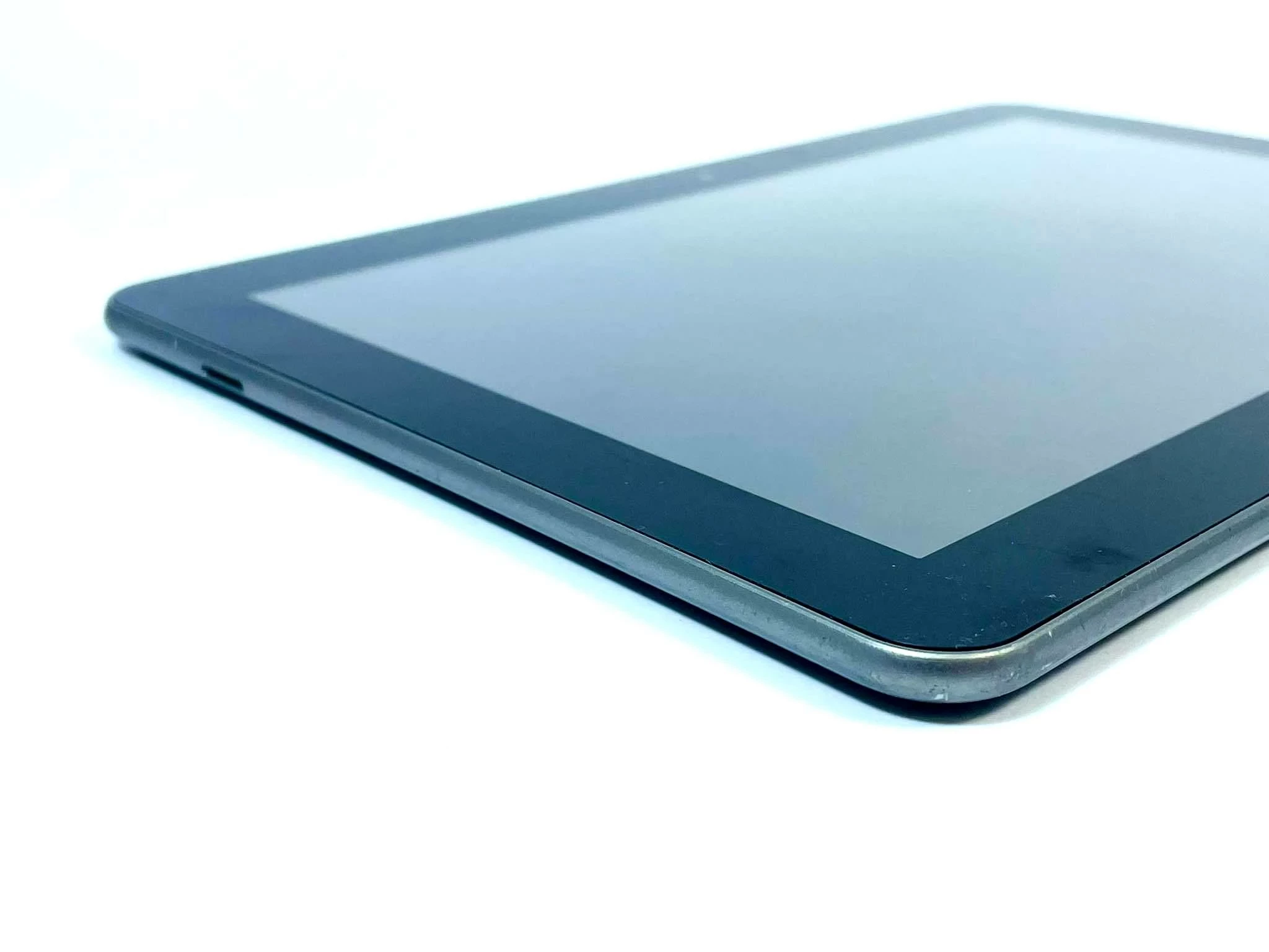 tablet-samsung-galaxy-tab-101-gt-p7500-komunikacja-bluetooth