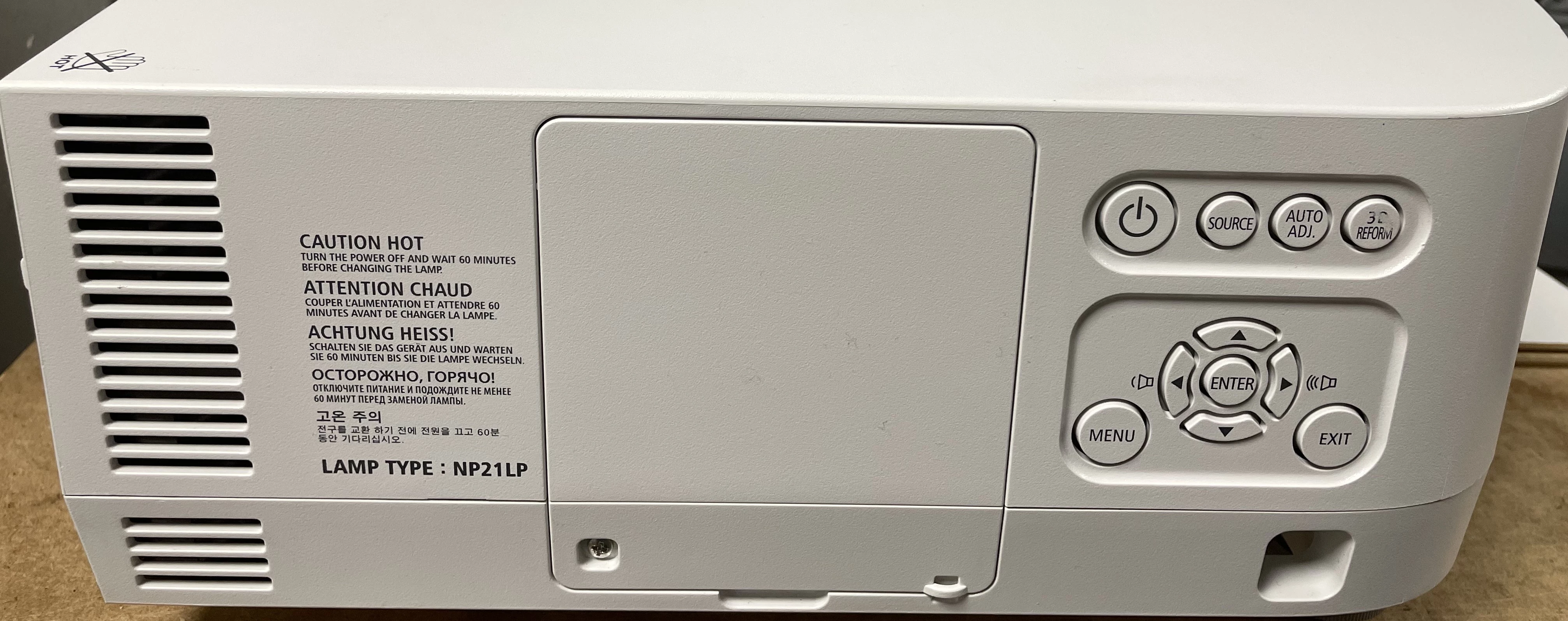 projektor-nec-pa500u-polecamy-rozdzielczosc-podstawowa-px-1920-x-1080