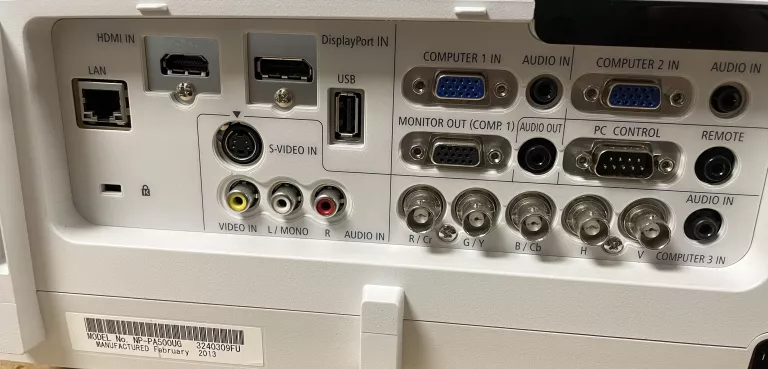 projektor-nec-pa500u-polecamy-model-pa500u