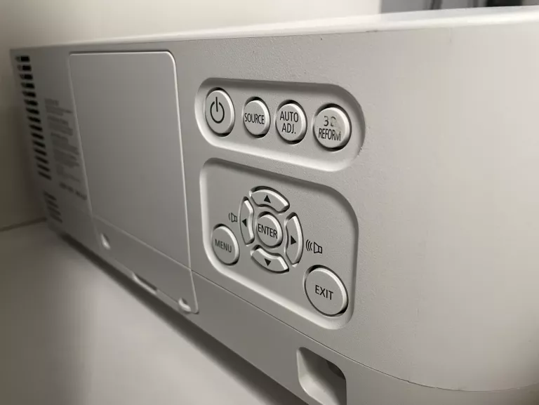 projektor-nec-pa500u-polecamy-ean-gtin-5028695608269