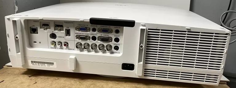 projektor-nec-pa500u-polecamy-kod-producenta-pa500u