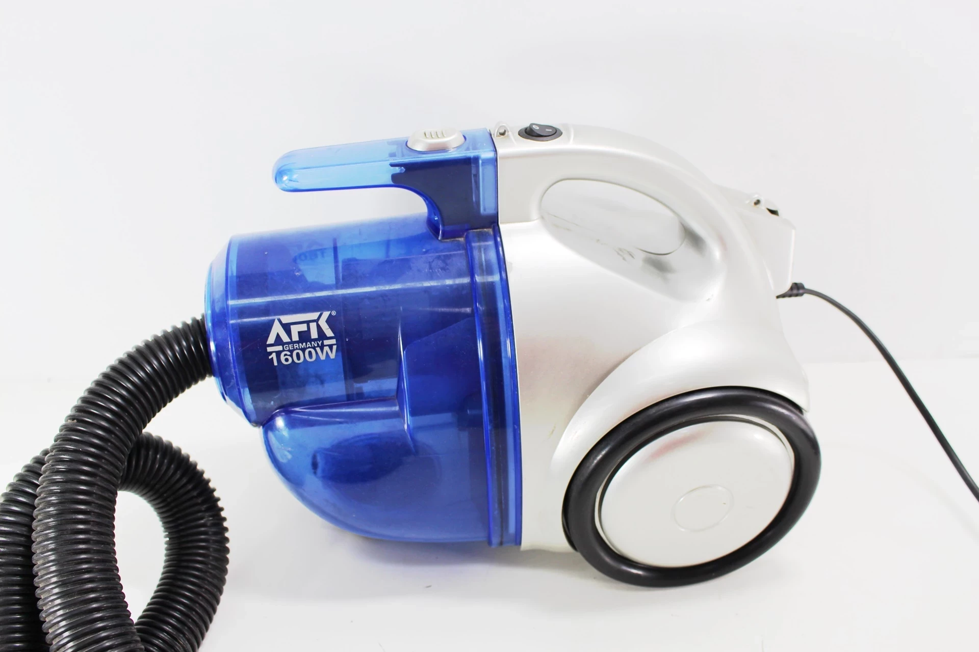 odkurzacz-afk-psc-1600w-bezworkowy-moc-1400