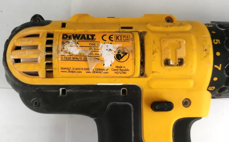 WKRĘTARKA DEWALT DCD776 AKU/ŁADOWARKA