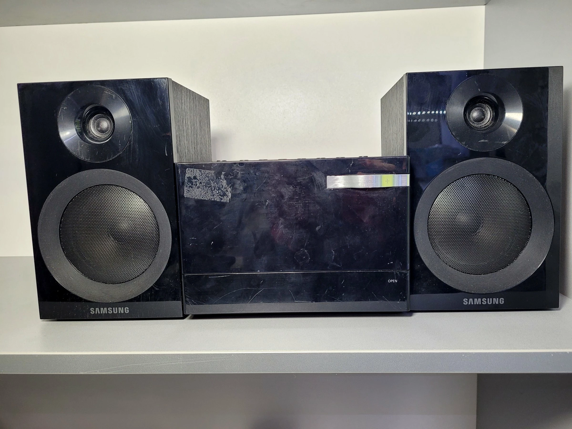 wieza-samsung-mm-e320-wyzwolenia-4b-szczecin