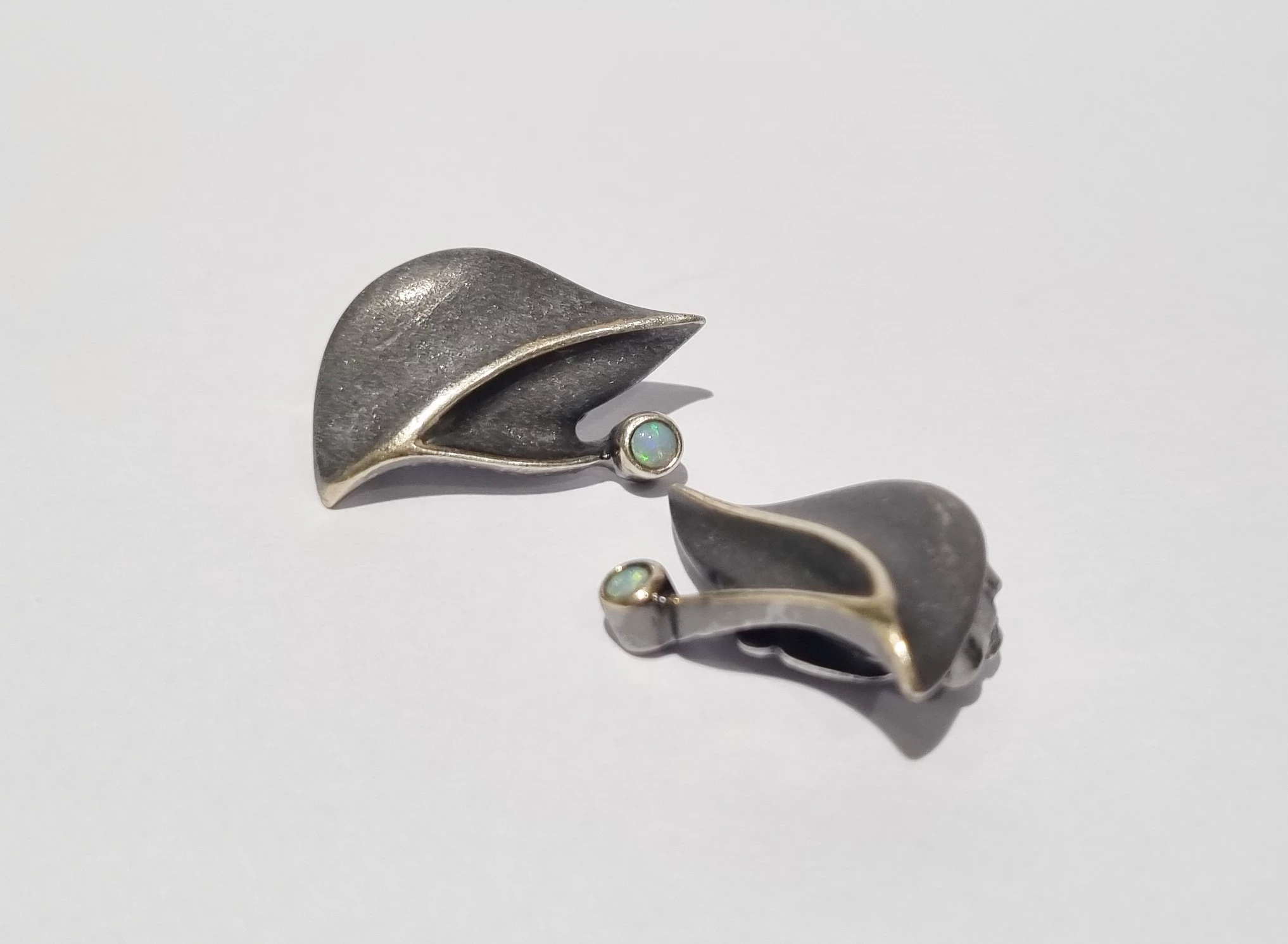 stare-srebrne-klipsy-z-opalami-marka-inna-marka