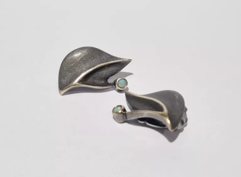 stare-srebrne-klipsy-z-opalami-marka-inna-marka