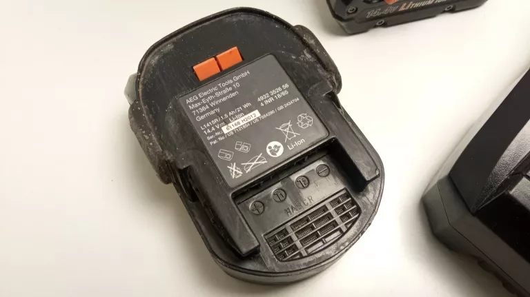 WIERTARKO-WKRĘTARKA AEG BS 14G 14.4V 2X AKU