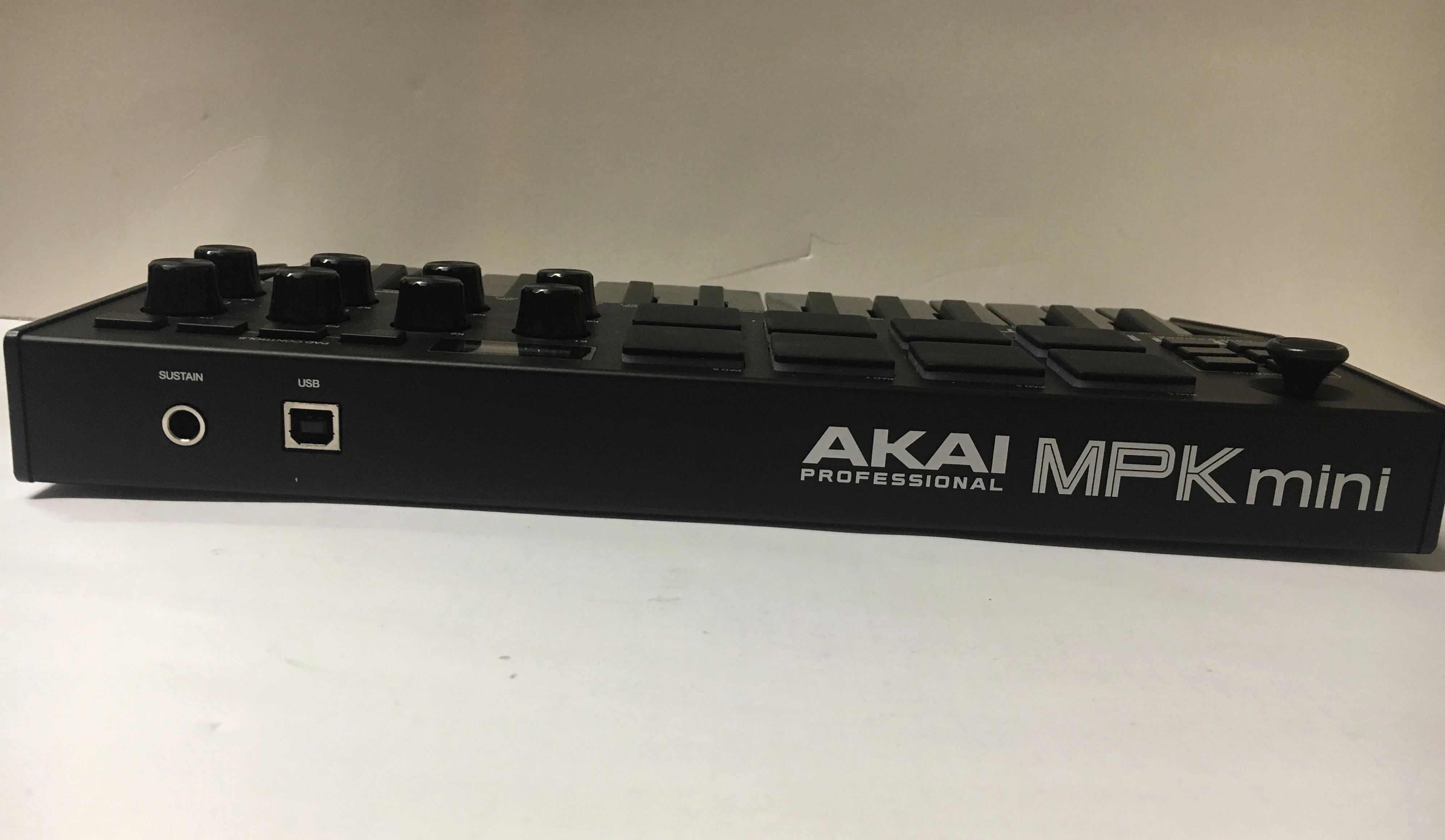 akai-mpk-mini-kod-producenta-mpk-mini-mk3
