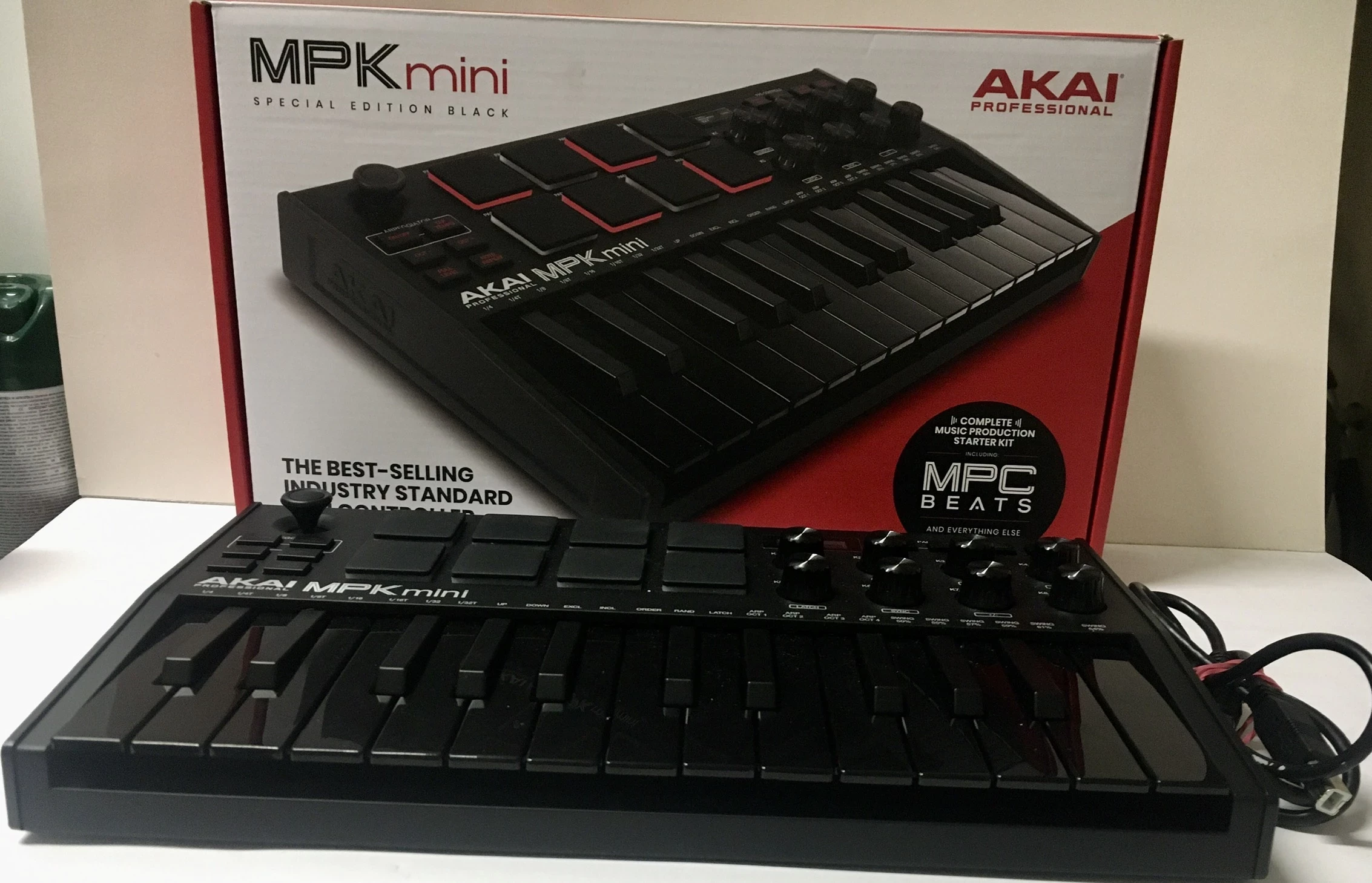 akai-mpk-mini-zeromskiego-47-lodz