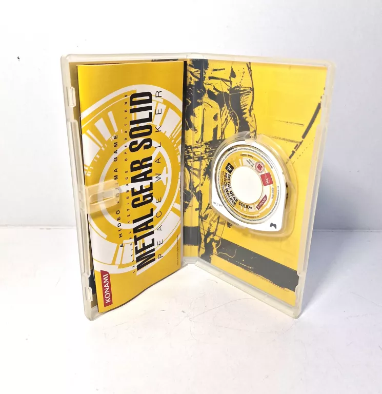METAL GEAR SOLID: PEACE WALKER PSP
