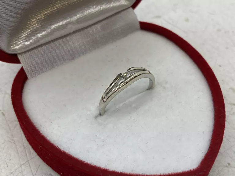 apart-pierscionek-diament-585-181g-r11-stan-uzywany