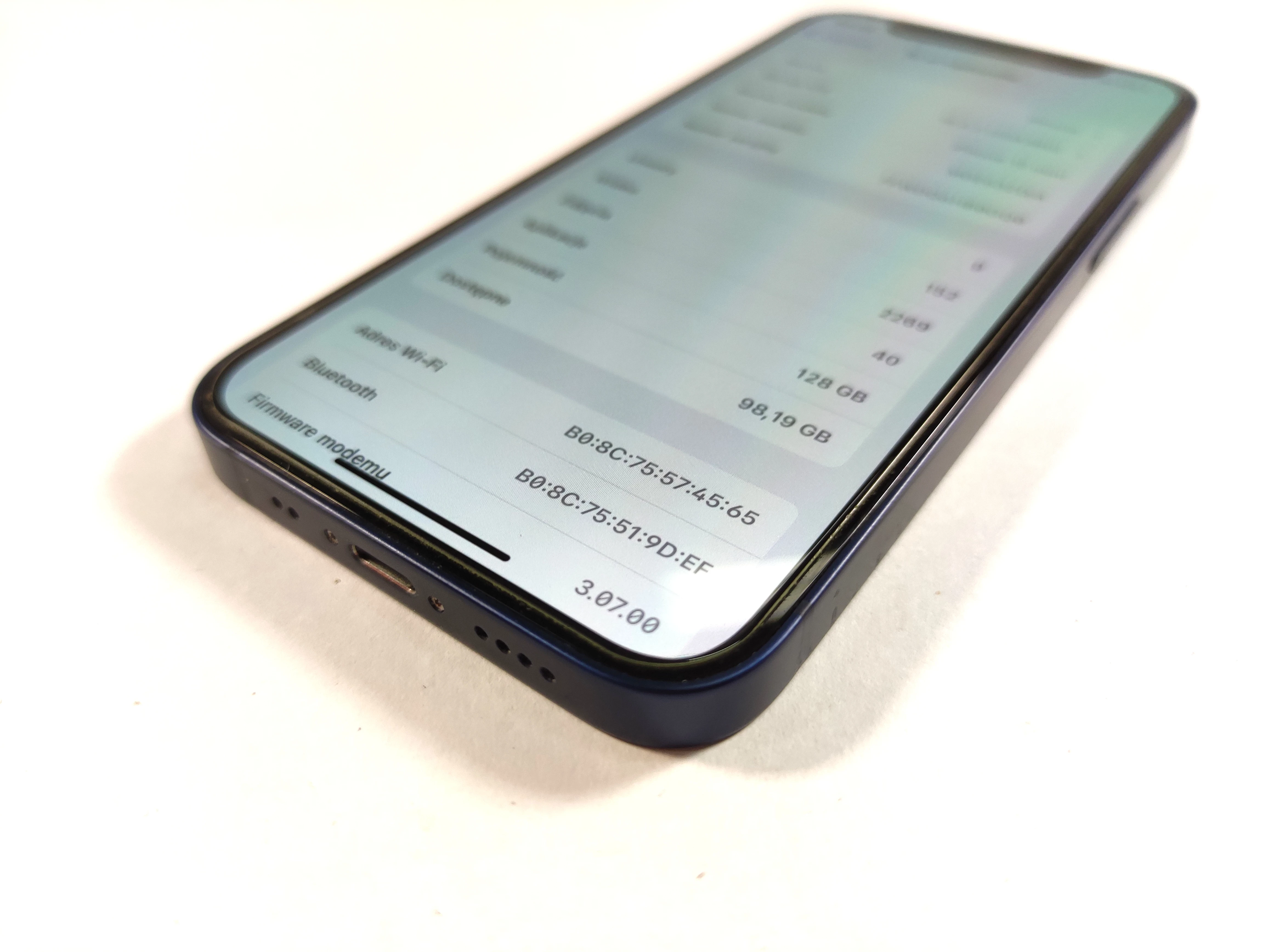 telefon-iphone-12-mini-128gb-komplet-typ-smartfon