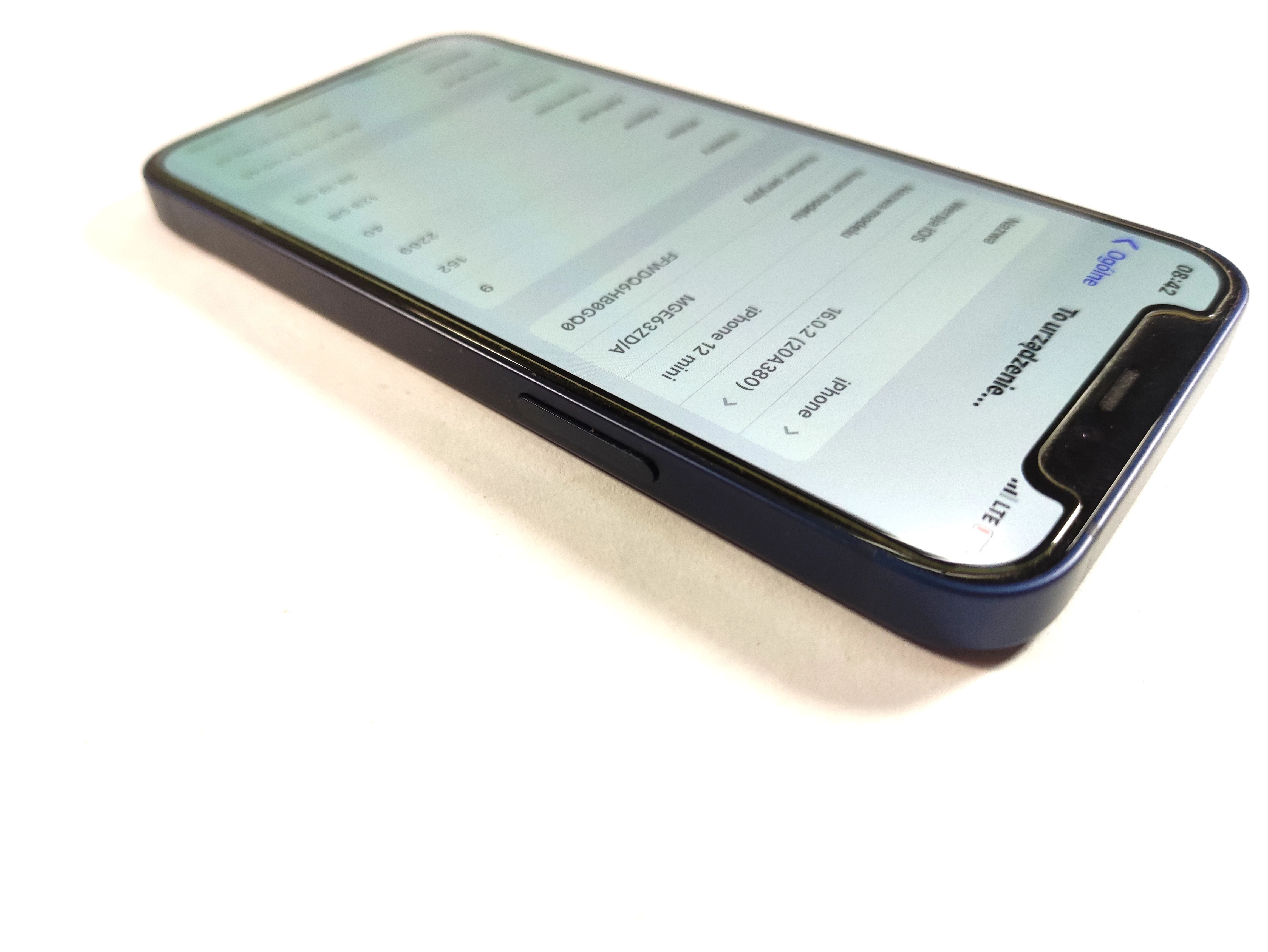 telefon-iphone-12-mini-128gb-komplet-kod-producenta-mge63pma