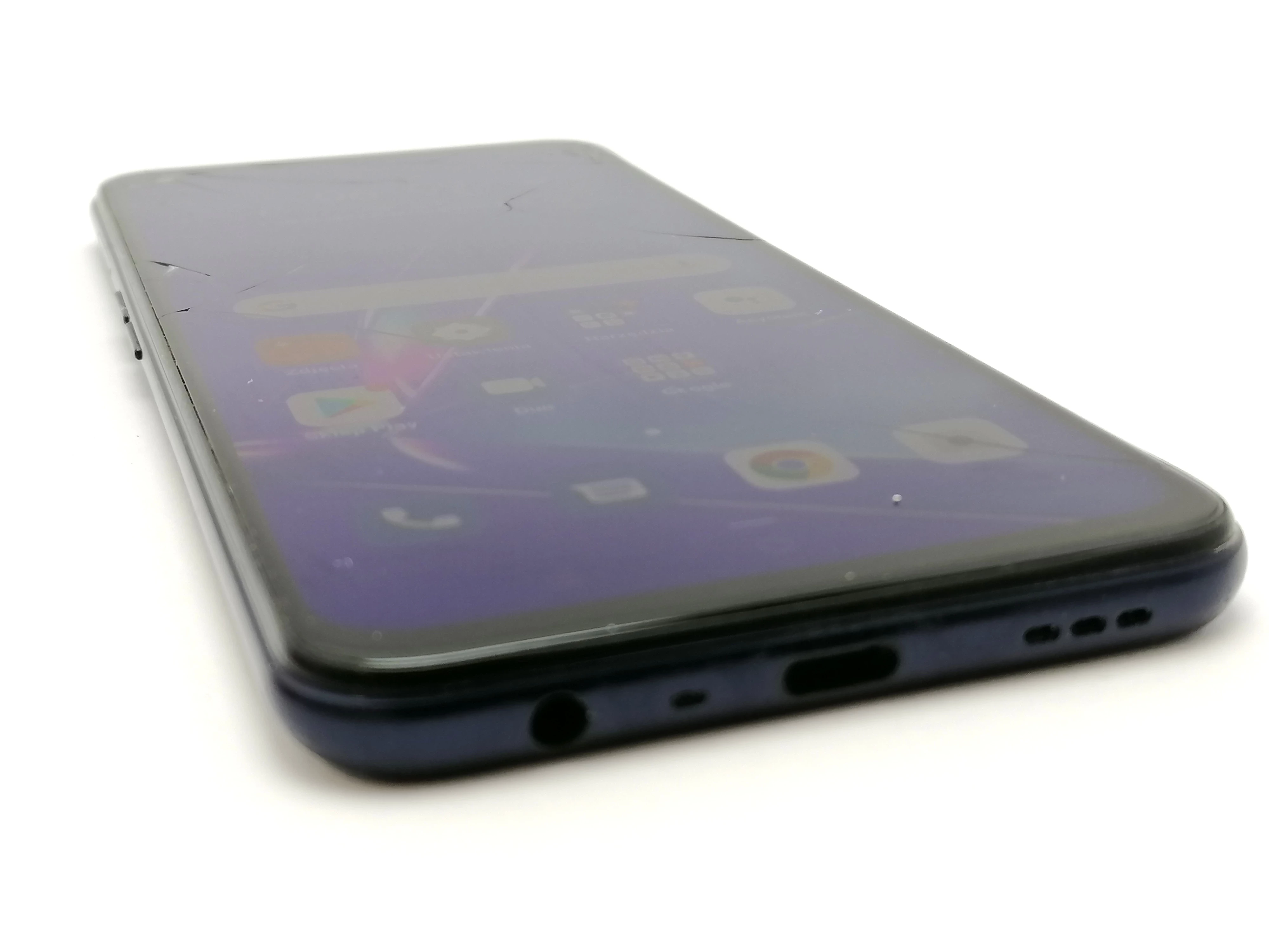 telefon-oppo-a72-kolor-niebieski