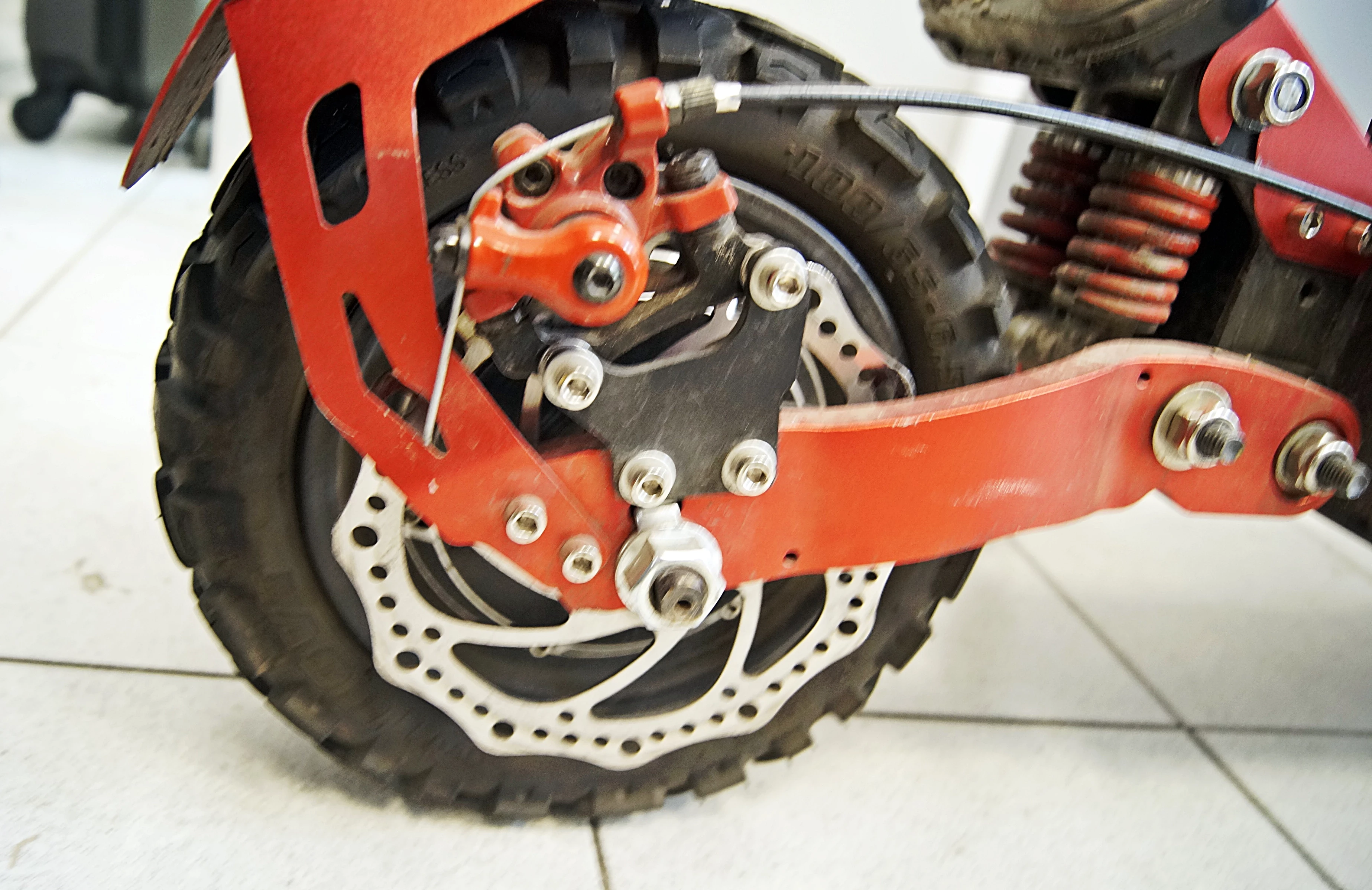 bezior-2s-hulajnoga-elektryczna-marka-bezior