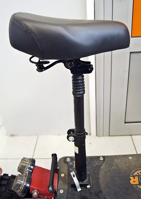 bezior-2s-hulajnoga-elektryczna-stan-uzywany