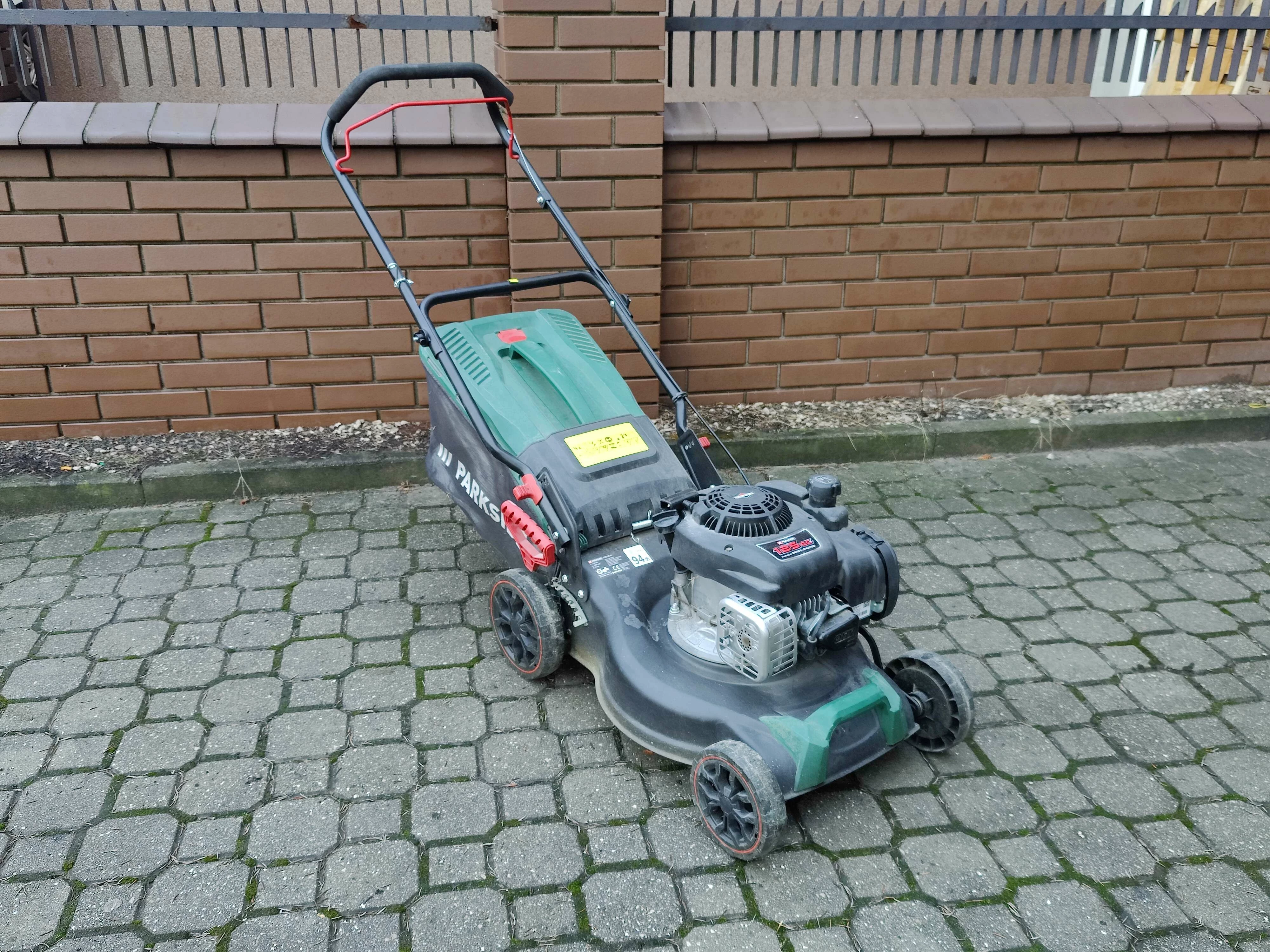 kosiarka-spalinowa-parkside-pbm-125-a1-24km-42cm-jagiellonska-63-kielce