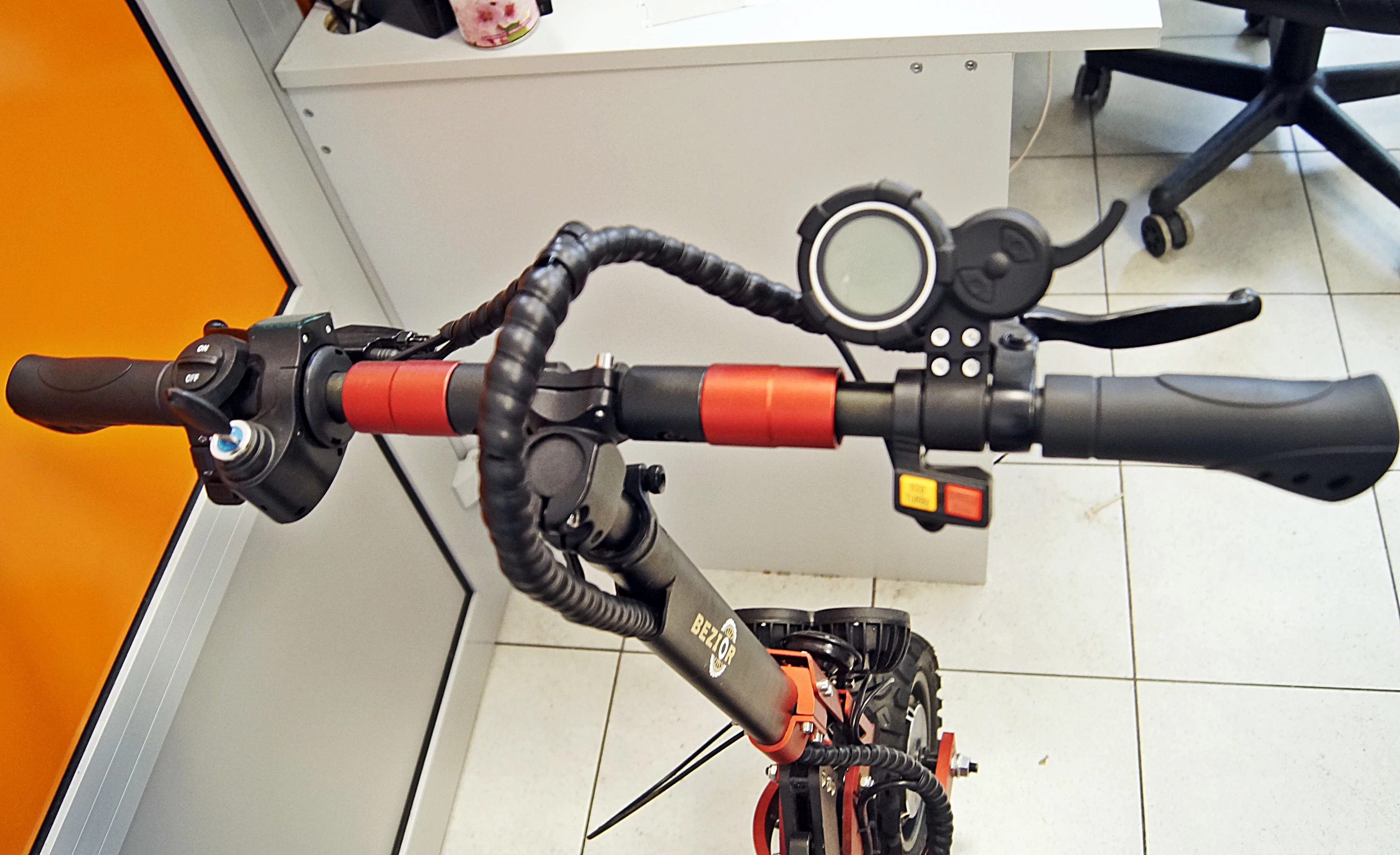 bezior-2s-hulajnoga-elektryczna-wysokosc-kierownicy-10