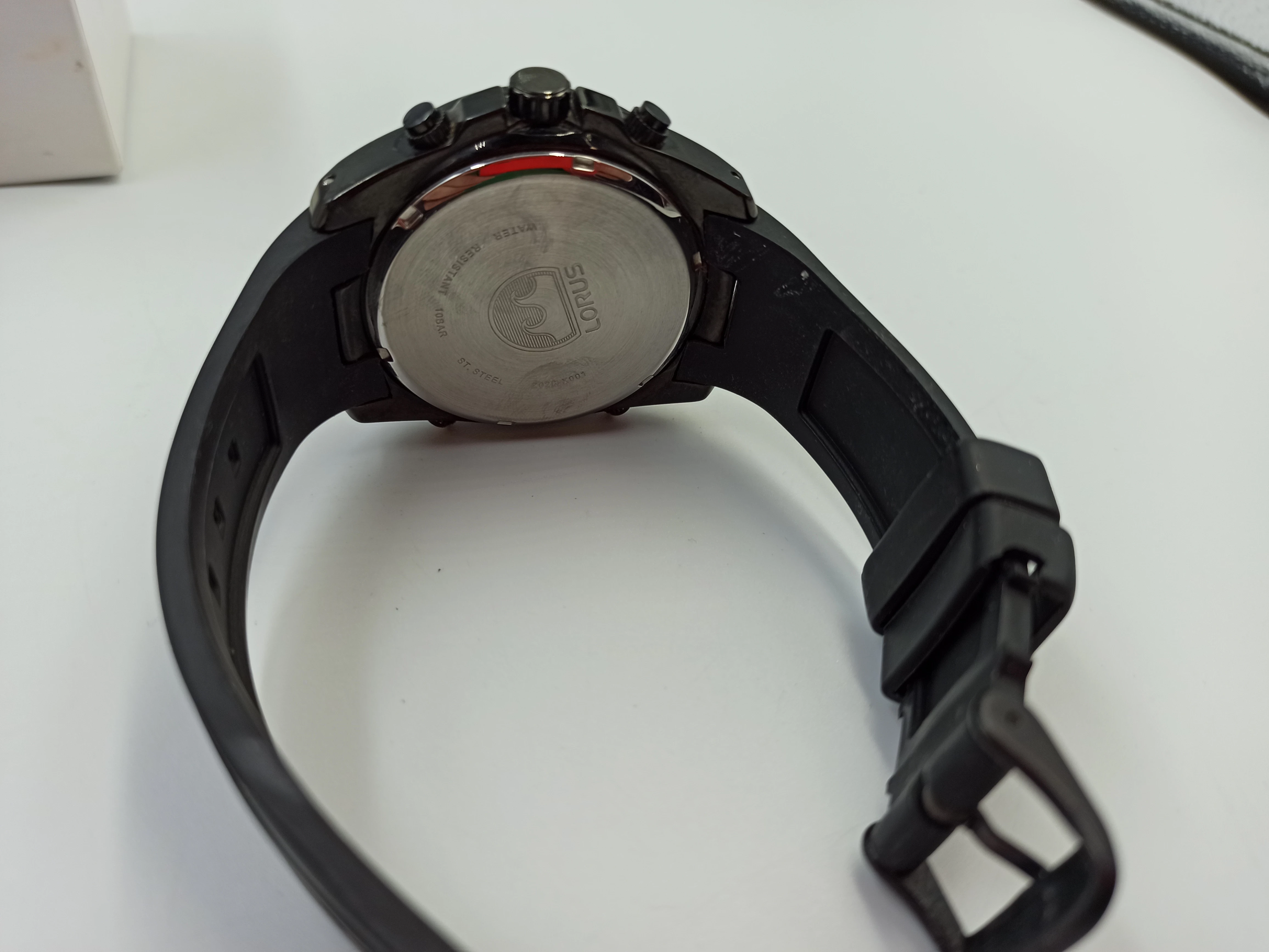 zegarek-meski-lorus-r2b09ax9-z026-x001-marka-lorus