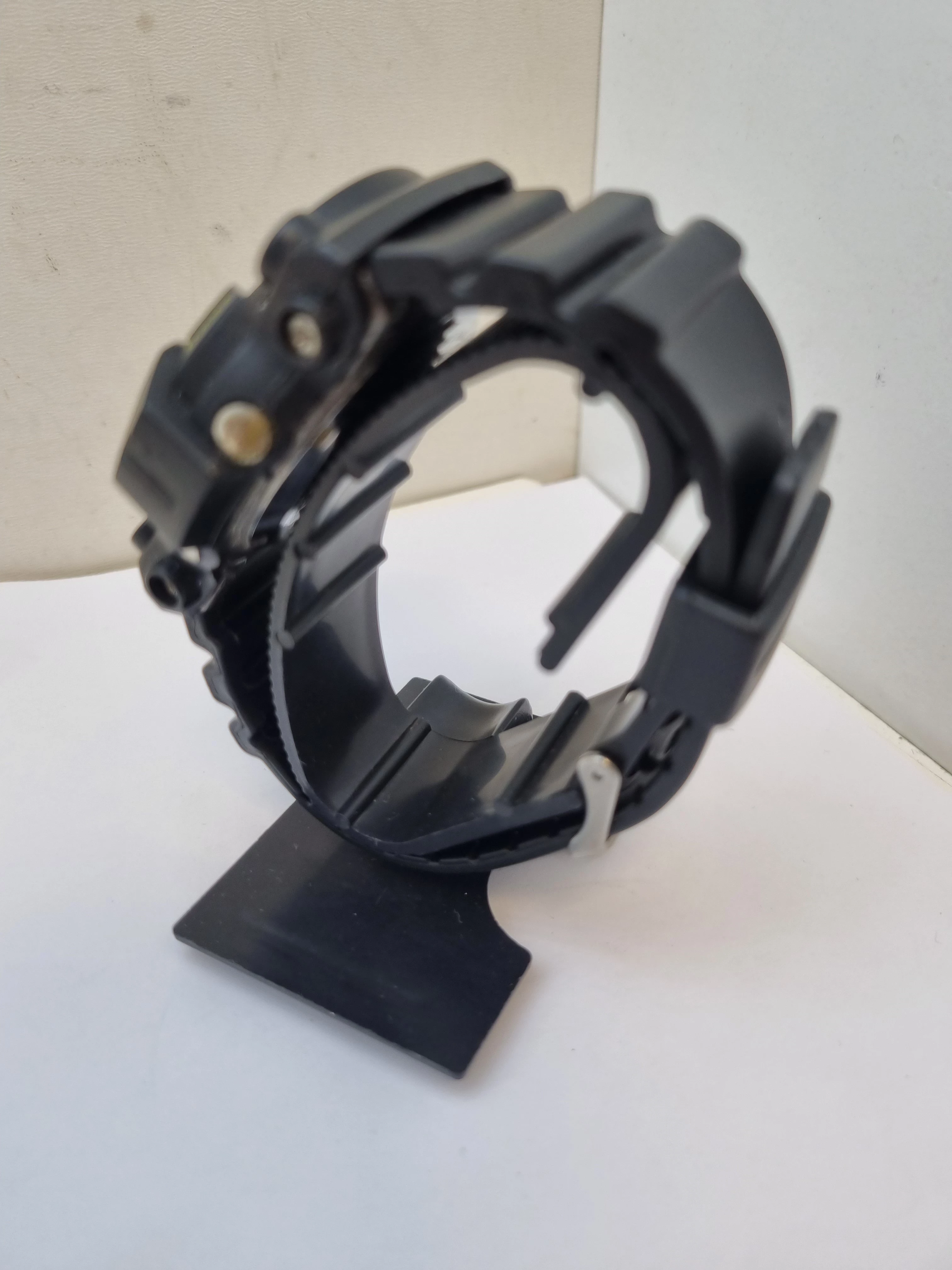 casio-g-shock-dw-8200-typ-nareczny