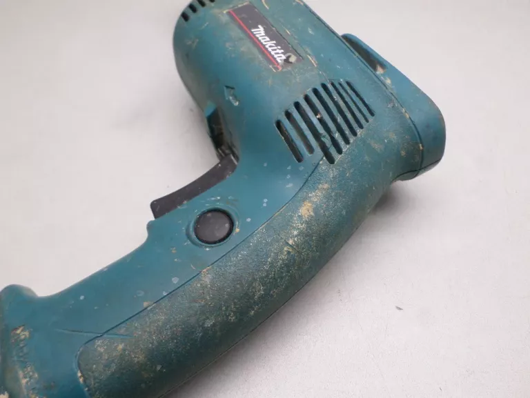 WIERTARKA MAKITA 6408